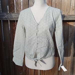 Like New, 100% Cotton Mint Green Eyelet Button-up, Tie-Waist Blouse, Size 6/S/M
